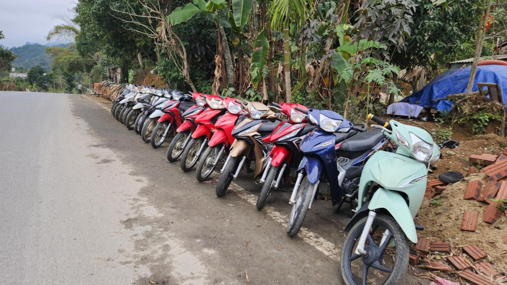 Dong Que Homestay-Tours-Motorbike, Car Rental, Hiking Ha Giang Luaran gambar