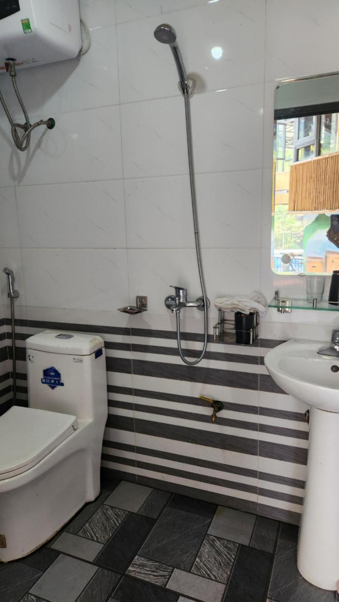 Dong Que Homestay-Tours-Motorbike, Car Rental, Hiking Ha Giang Luaran gambar